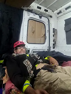 Gabrielamaturedirty online show from April 21, 2026, 4:08 am