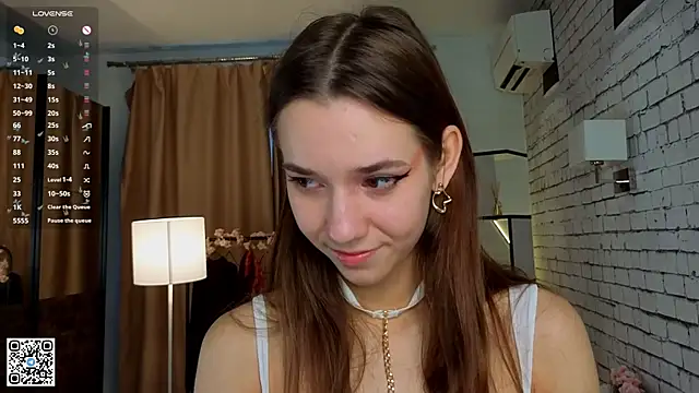 Snapshot of PetraHambelton chatting on September 20, 2025, 4:17 am PetraHambelton online show from September 20, 2025, 4:17 am