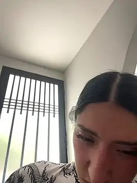 Scaarlettfox online show from February 20, 2026, 6:43 pm