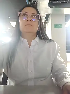 Romina693 online show from September 12, 2025, 7:08 am