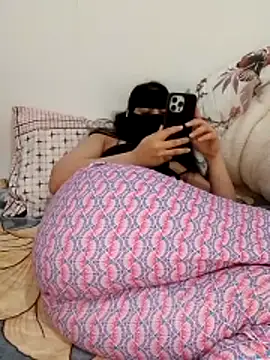 Samaarsexy23 online show from February 14, 2026, 1:00 pm