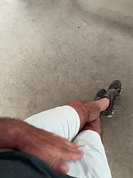 cyclone1212 online show from April 26, 2026, 10:56 am