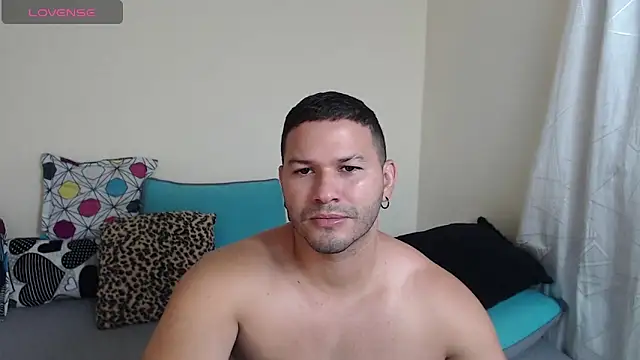 Snapshot of Tim_mz01 chatting on May 12, 2026, 1:39 pm Tim mz01 online show from May 12, 2026, 1:39 pm