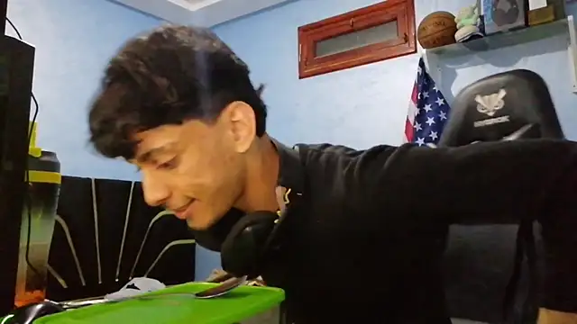 Snapshot of Dark_DesireX chatting on February 20, 2026, 10:44 pm Dark DesireX online show from February 20, 2026, 10:44 pm