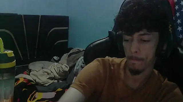 Snapshot of Dark_DesireX chatting on February 6, 2026, 1:40 pm Dark DesireX online show from February 6, 2026, 1:40 pm