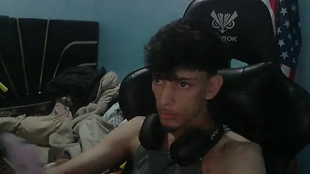 Snapshot of Dark_DesireX chatting on March 1, 2026, 7:14 pm Dark DesireX online show from March 1, 2026, 7:14 pm