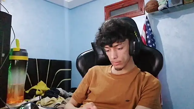 Snapshot of Dark_DesireX chatting on February 8, 2026, 5:43 pm Dark DesireX online show from February 8, 2026, 5:43 pm