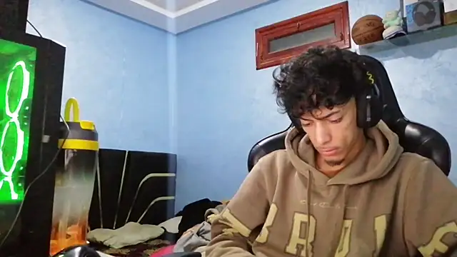 Snapshot of Dark_DesireX chatting on February 7, 2026, 12:35 pm Dark DesireX online show from February 7, 2026, 12:35 pm