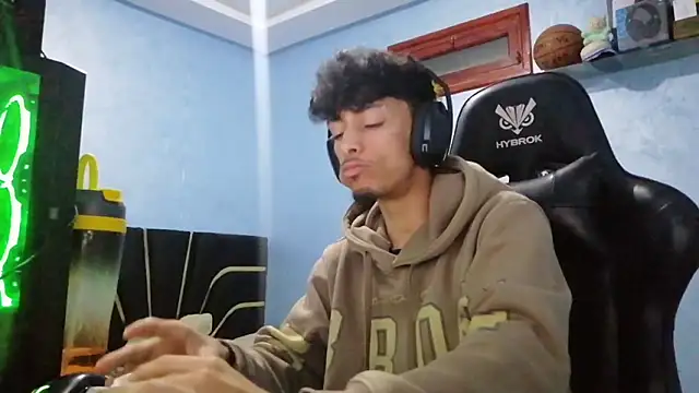 Snapshot of Dark_DesireX chatting on February 1, 2026, 10:08 pm Dark DesireX online show from February 1, 2026, 10:08 pm