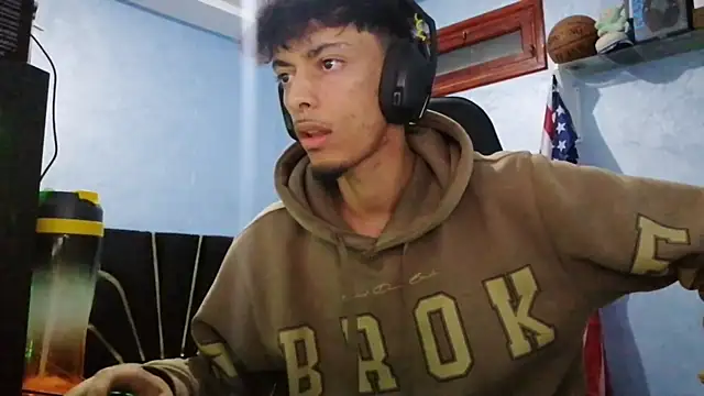 Snapshot of Dark_DesireX chatting on February 27, 2026, 7:35 pm Dark DesireX online show from February 27, 2026, 7:35 pm