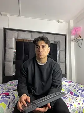 MR MUSCLE online show from November 13, 2025, 11:58 am