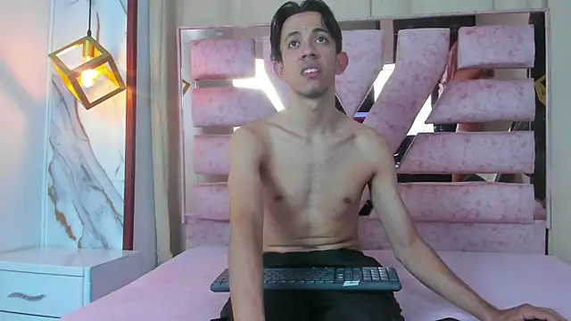 kameron and Nick online show from December 2, 2025, 8:21 pm