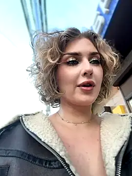 KellyKeler online show from November 28, 2025, 12:27 pm