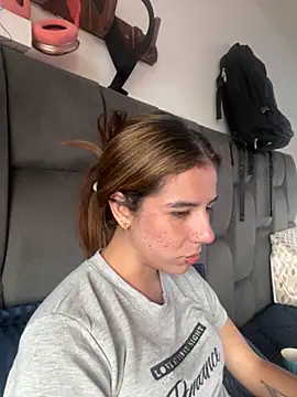 AllieYourGirl online show from November 28, 2025, 9:26 pm