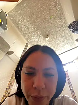 Zoe Rowan online show from November 2, 2025, 3:28 pm