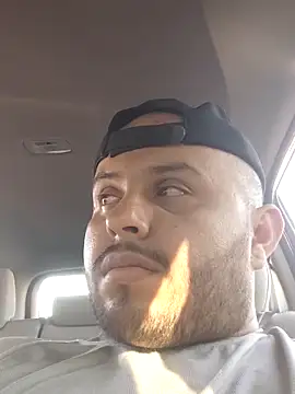 Todasmias420 online show from October 12, 2025, 11:39 pm