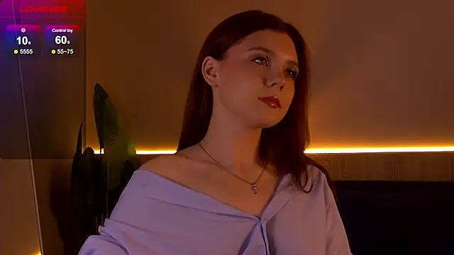 Nora  Ray online show from September 20, 2025, 8:36 pm