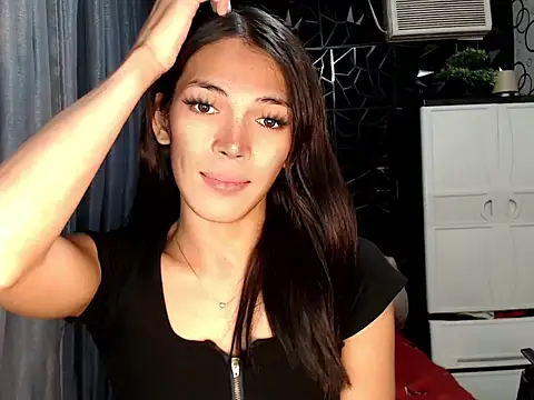 ladyhotcuming online show from June 26, 2026, 9:15 am
