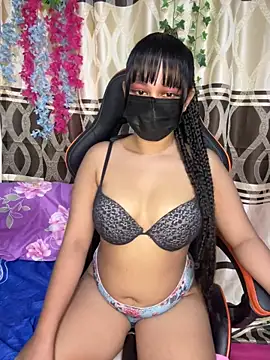 Ariana  Marie online show from November 20, 2025, 9:43 am