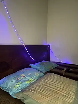 Ariana  Marie online show from April 12, 2026, 1:42 am