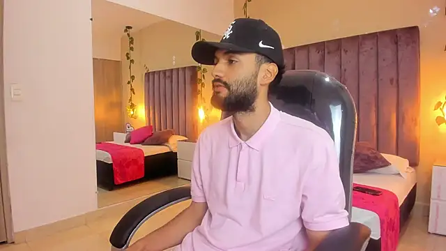 Ryan Jackson  online show from November 2, 2025, 4:17 am