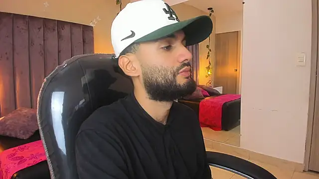 Ryan Jackson  online show from November 6, 2025, 4:16 am