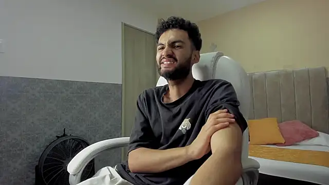 Ryan Jackson  online show from September 30, 2025, 12:05 am