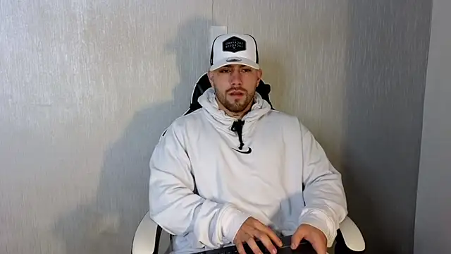 Snapshot of Ades_Lowe chatting on September 24, 2025, 11:50 am Ades Lowe online show from September 24, 2025, 11:50 am