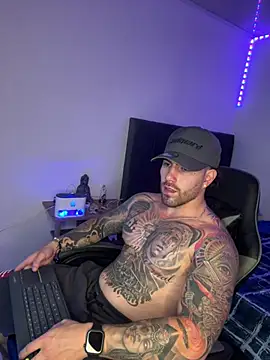 Ades Lowe online show from January 13, 2026, 5:44 am