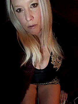 Snapshot of Bouncy-Bella28X chatting on January 15, 2026, 10:46 pm Bouncy-Bella28X online show from January 15, 2026, 10:46 pm