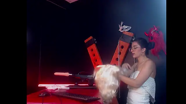 Snapshot of Karol_Yessenia chatting on September 13, 2025, 2:39 pm Karol Yessenia online show from September 13, 2025, 2:39 pm