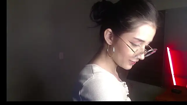 Snapshot of Karol_Yessenia chatting on September 20, 2025, 1:38 pm Karol Yessenia online show from September 20, 2025, 1:38 pm