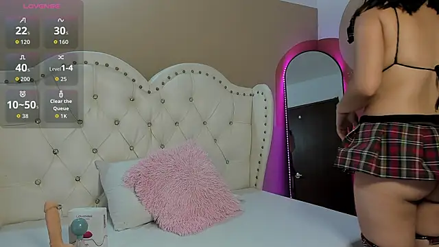 Alison Milk online show from October 4, 2025, 1:56 pm