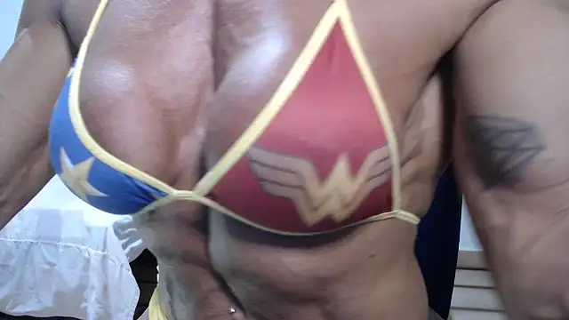 Stronggsexy online show from July 1, 2026, 11:05 pm