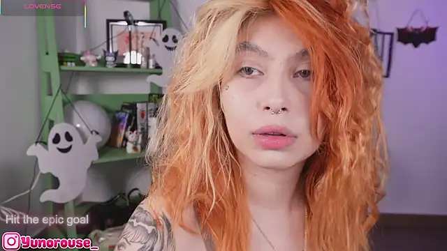 YunoRose  online show from November 4, 2025, 3:54 am