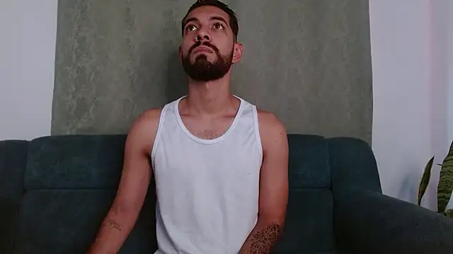 ReyPablo1 online show from September 8, 2025, 8:30 pm