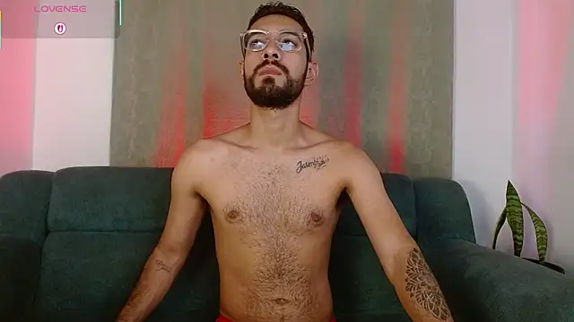 ReyPablo1 online show from September 25, 2025, 8:59 pm