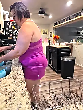 Snapshot of valeriejane chatting on November 24, 2025, 9:26 pm valeriejane online show from November 24, 2025, 9:26 pm