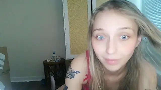 Snapshot of rose_puzzy69 chatting on February 23, 2026, 5:57 pm rose puzzy69 online show from February 23, 2026, 5:57 pm