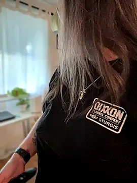 Alix Valentine online show from October 17, 2025, 2:30 pm