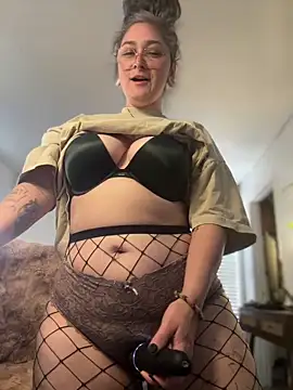 Alix Valentine online show from March 22, 2026, 8:21 pm