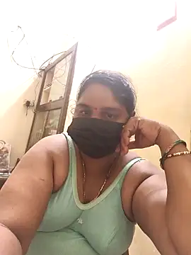 Villageanuty online show from September 28, 2025, 6:26 pm