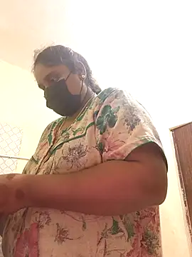 Villageanuty online show from October 18, 2025, 6:59 am