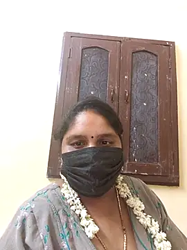 Villageanuty online show from September 12, 2025, 5:45 pm