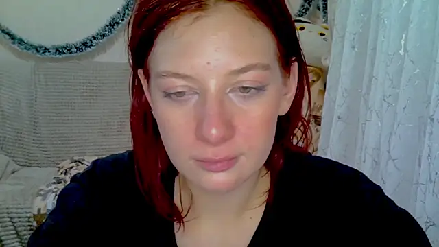 Lily Ember online show from January 8, 2026, 8:04 pm