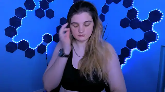 inga gree online show from February 26, 2026, 8:42 pm