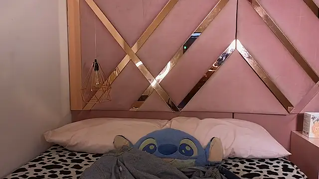 Sthephany grand online show from September 25, 2025, 3:40 pm