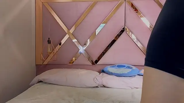 Sthephany grand online show from December 2, 2025, 5:25 pm