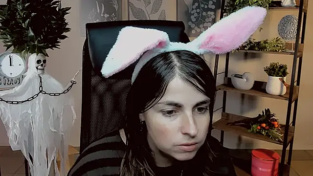 MartaEdams online show from October 30, 2025, 6:12 am