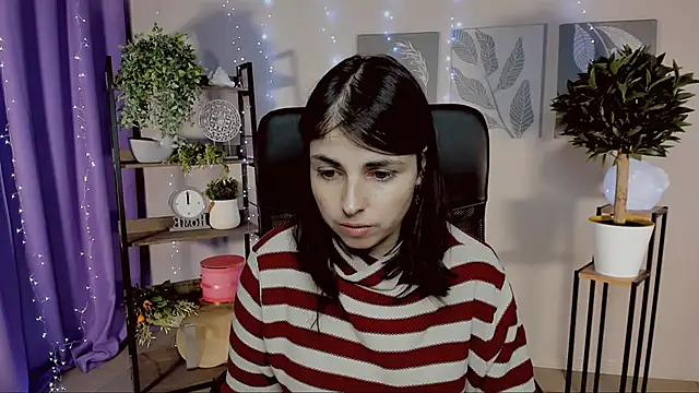 MartaEdams online show from February 16, 2026, 9:19 am